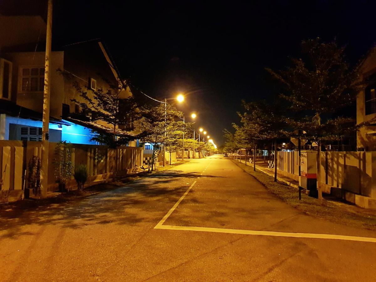 Selendang In Krubong Near Std Hang Jebat, Mitc & Utem ملقا المظهر الخارجي الصورة